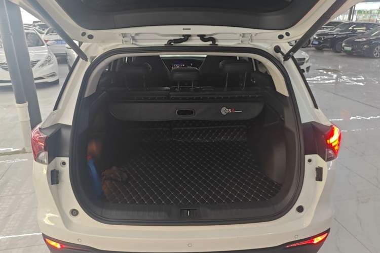 Used GAC Trumpchi GS4 2022 270T Automatic Smart Drive Technology Edition (Upgraded Version) Trunk