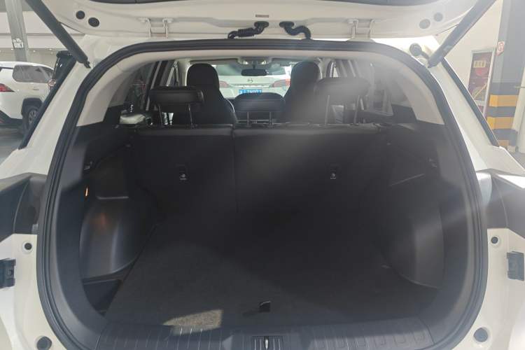 Used GAC Trumpchi GS4 2022 270T Automatic Smart Drive Navigation Edition (Upgraded Version) Trunk