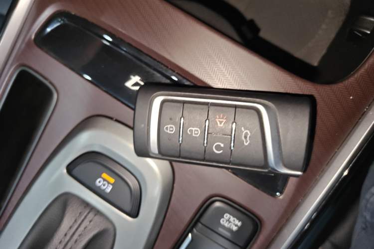 Used GAC Trumpchi GS4 2022 270T Automatic Smart Drive Technology Edition (Upgraded Version) Vehicle Key