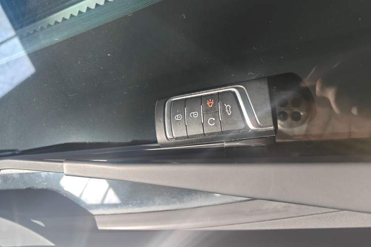 Used GAC Trumpchi GS4 2022 270T Automatic Smart Drive Navigation Edition (Upgraded Version) Vehicle Key