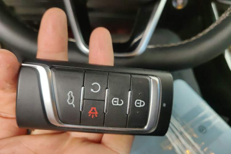 Used GAC Trumpchi GS4 2022 270T Automatic Smart Drive Technology Edition (Upgraded Version) Vehicle Key