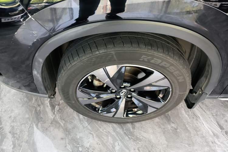 Used GAC Trumpchi GS4 2023 270T Automatic Smart Drive Technology Edition Left Front Wheel Hub