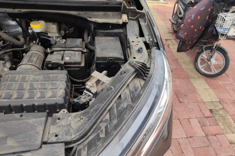 Used GAC Trumpchi GS4 2023 270T Automatic Smart Drive Technology Edition Engine Bay Left