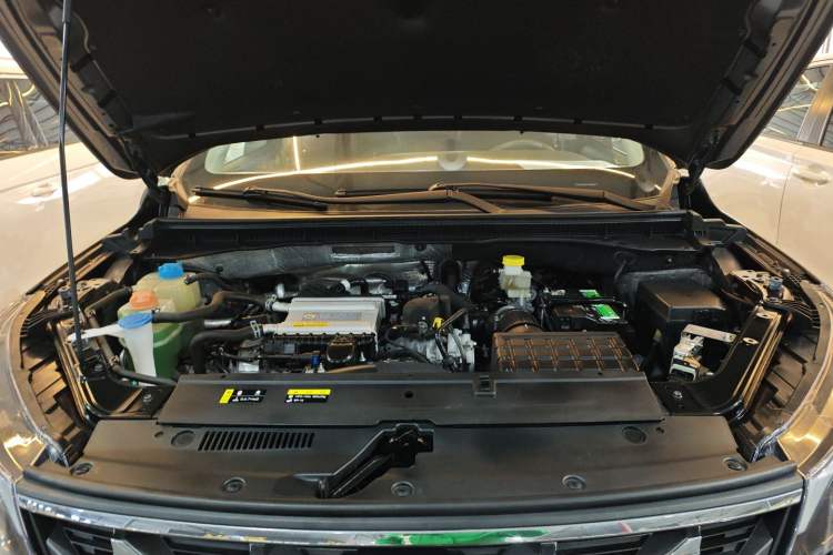 Used GAC Trumpchi GS4 2023 270T Automatic Smart Drive Navigation Edition Engine Bay
