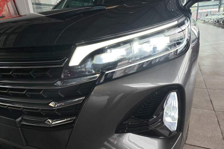 Used GAC Trumpchi GS4 2023 270T Automatic Smart Drive Technology Edition Left Front Headlight