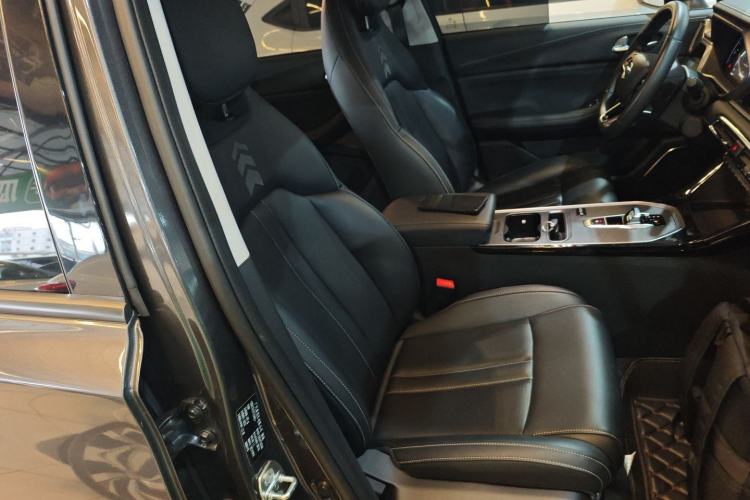 Used GAC Trumpchi GS4 2023 270T Automatic Smart Drive Navigation Edition Right Front Seat