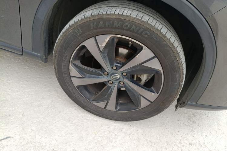 Used GAC Trumpchi GS4 2023 270T Automatic Smart Drive Technology Edition Right Front Wheel Hub