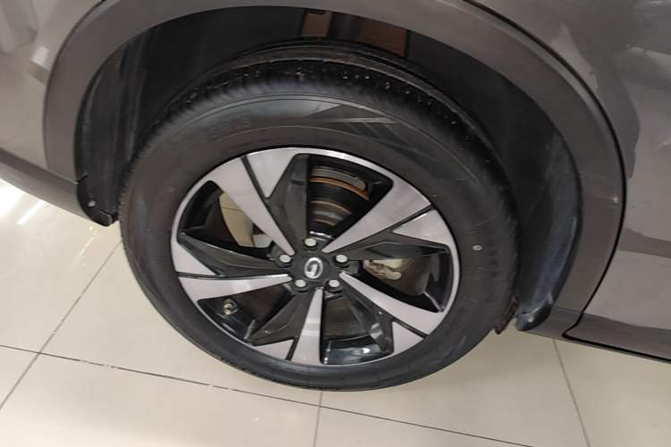 Used GAC Trumpchi GS4 2023 270T Automatic Smart Drive Technology Edition Right Rear Wheel Hub