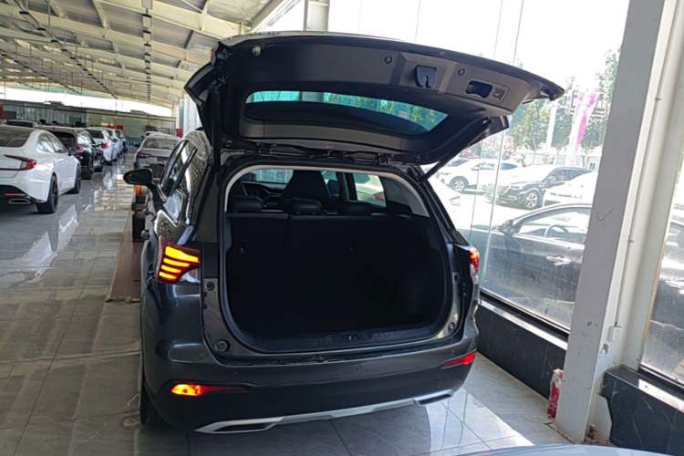 Used GAC Trumpchi GS4 2023 270T Automatic Smart Drive Technology Edition Trunk