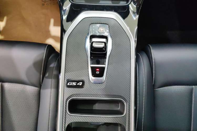 Used GAC Trumpchi GS4 2023 270T Automatic Smart Drive Navigation Edition Gear Lever