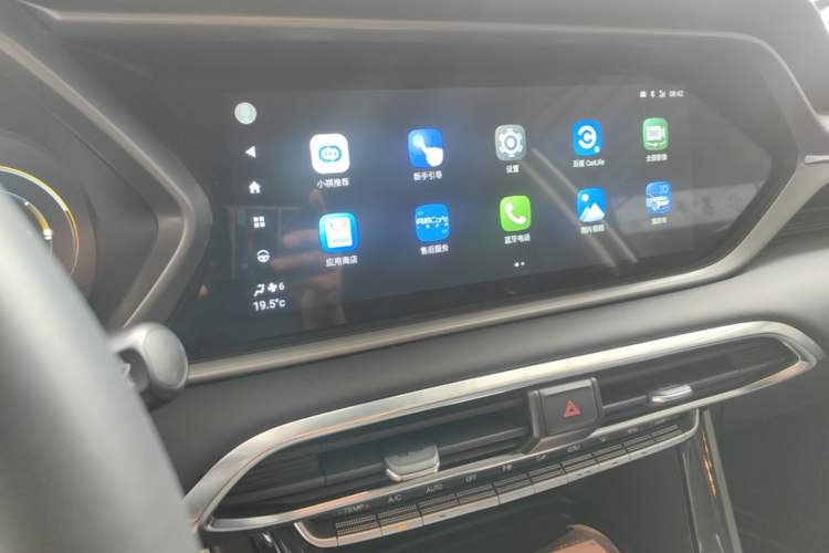 Used GAC Trumpchi GS4 2023 270T Automatic Smart Drive Technology Edition Audio And AC Panel