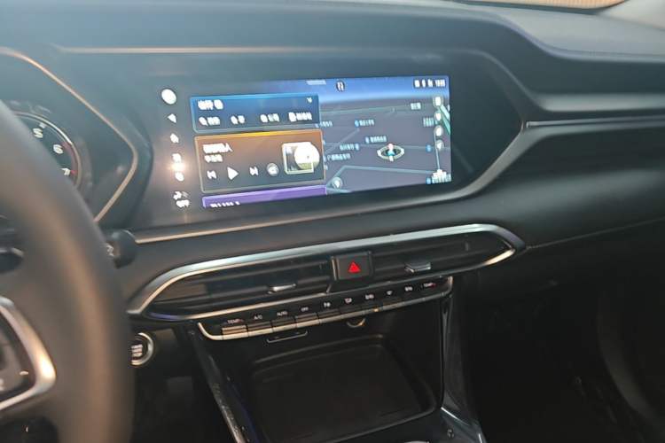 Used GAC Trumpchi GS4 2023 270T Automatic Smart Drive Technology Edition Audio And AC Panel