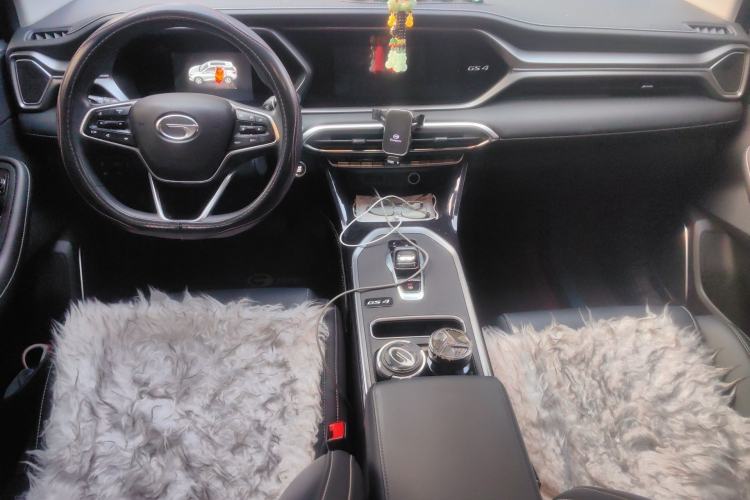 Used GAC Trumpchi GS4 2023 270T Automatic Smart Drive Navigation Edition Center Console