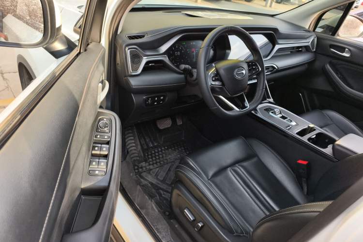 Used GAC Trumpchi GS4 2023 270T Automatic Smart Drive Technology Edition Driver Seat