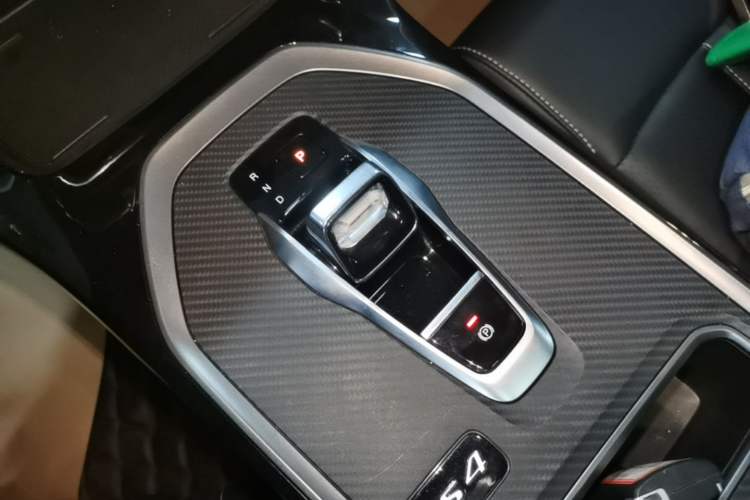 Used GAC Trumpchi GS4 2023 270T Automatic Smart Drive Technology Edition Gear Lever