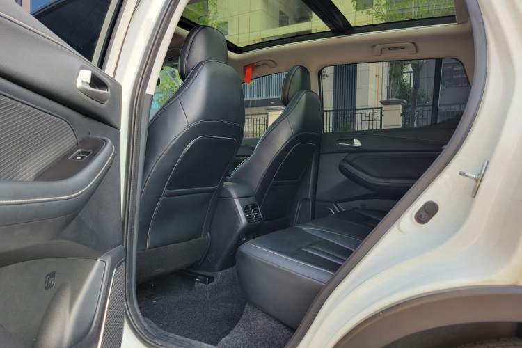 Used GAC Trumpchi GS4 2023 270T Automatic Smart Drive Navigation Edition Interior 4