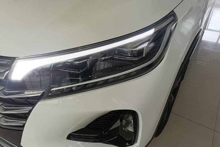 Used GAC Trumpchi GS4 2023 270T Automatic Smart Drive Technology Edition Left Front Headlight