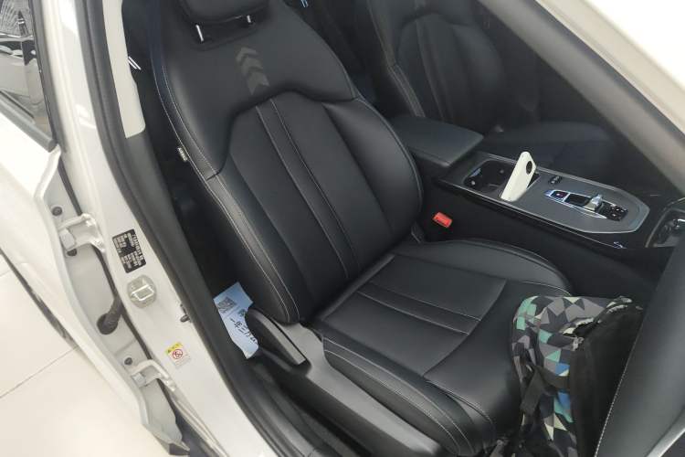 Used GAC Trumpchi GS4 2023 270T Automatic Smart Drive Technology Edition Right Front Seat
