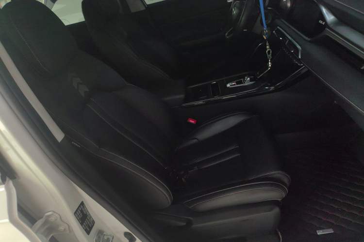 Used GAC Trumpchi GS4 2023 270T Automatic Smart Drive Navigation Edition Right Front Seat