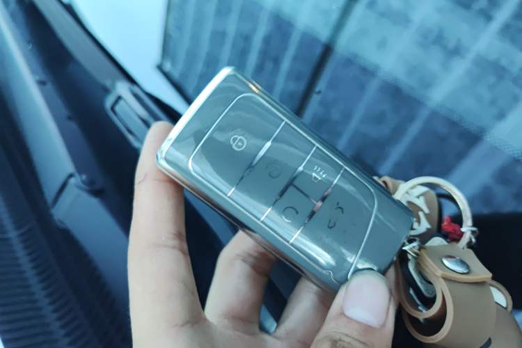 Used GAC Trumpchi GS4 2023 270T Automatic Smart Drive Navigation Edition Vehicle Key
