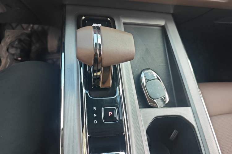 Used GAC Trumpchi GS4 2024 MAX 1.5T Flagship Edition Gear Lever