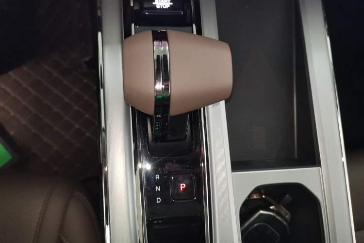Used GAC Trumpchi GS4 2024 MAX 1.5T Flagship Edition Gear Lever
