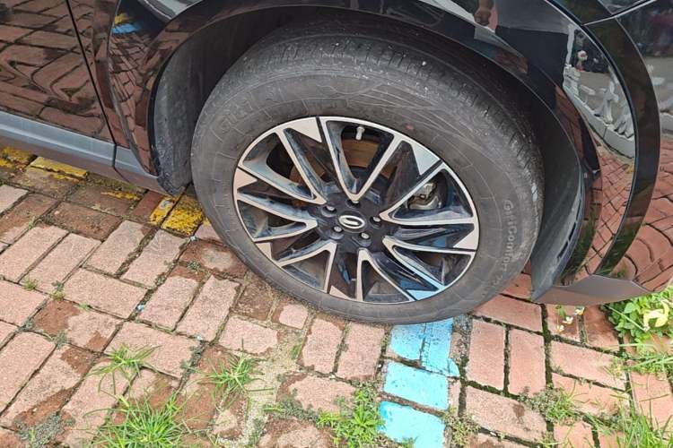 Used GAC Trumpchi GS4 2024 MAX 1.5T Flagship Edition Right Front Wheel Hub