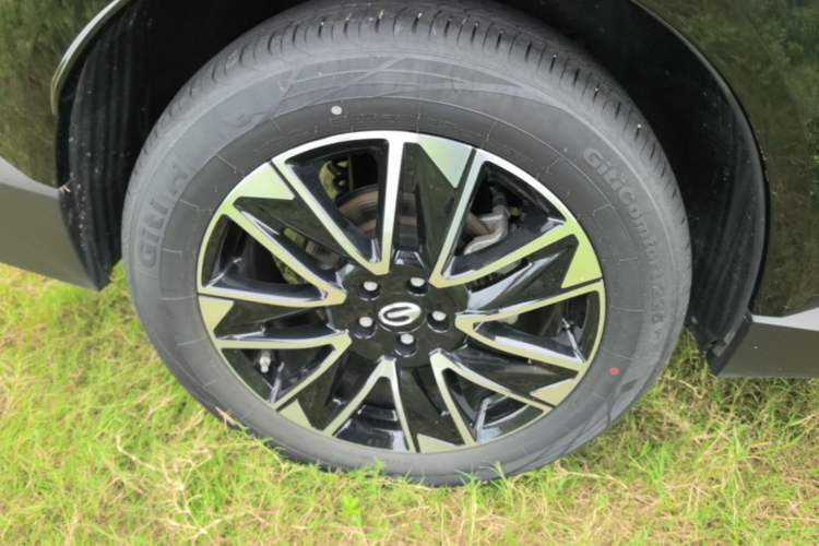 Used GAC Trumpchi GS4 2024 MAX 1.5T Flagship Edition Right Rear Wheel Hub