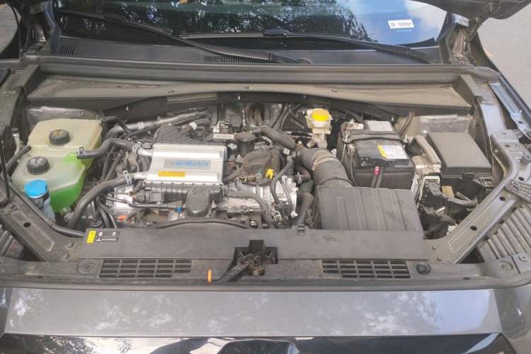 Used GAC Trumpchi GS4 2024 MAX 1.5T Flagship Edition Engine Bay