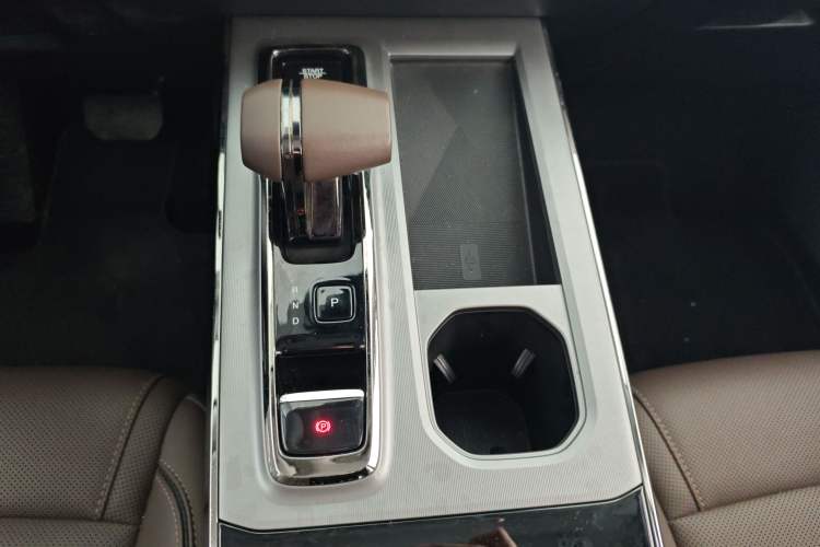 Used GAC Trumpchi GS4 2024 MAX 1.5T Flagship Edition Gear Lever