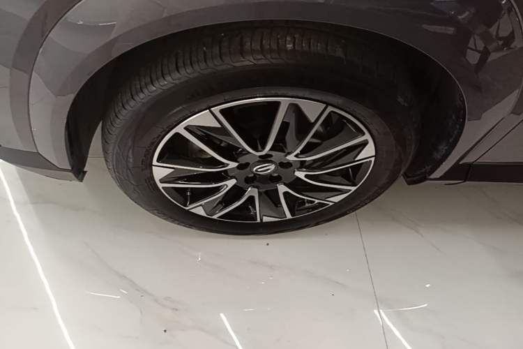 Used GAC Trumpchi GS4 2024 MAX 1.5T Flagship Edition Left Front Wheel Hub