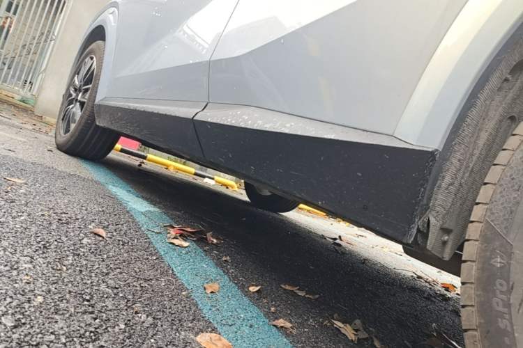 Used GAC Trumpchi GS4 2024 MAX 1.5T Flagship Edition Left Side Sill