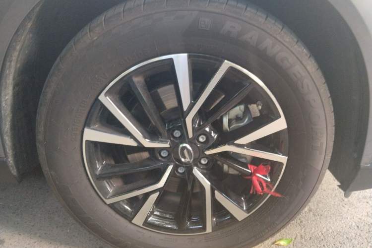 Used GAC Trumpchi GS4 2024 MAX 1.5T Flagship Edition Right Front Wheel Hub