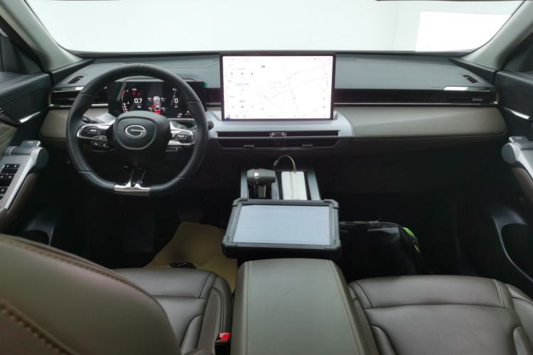 Used GAC Trumpchi GS4 2024 MAX 1.5T Flagship Edition Center Console
