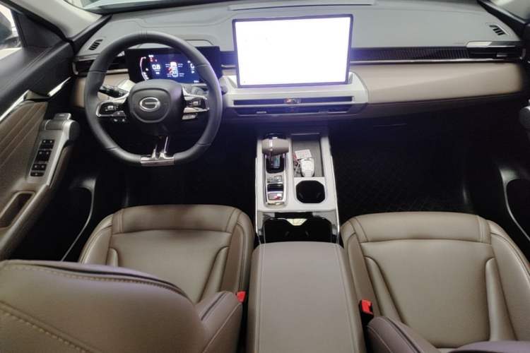 Used GAC Trumpchi GS4 2024 MAX 1.5T Flagship Edition Center Console
