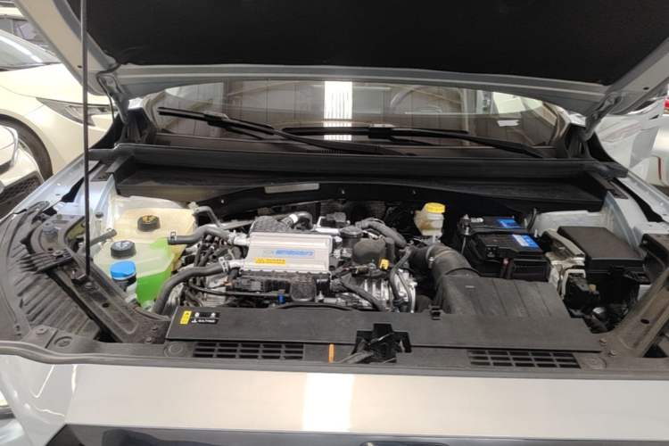 Used GAC Trumpchi GS4 2024 MAX 1.5T Flagship Edition Engine Bay