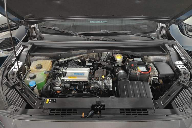 Used GAC Trumpchi GS4 2024 MAX 1.5T Flagship Edition Engine Bay