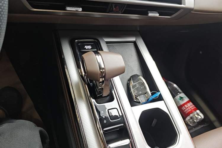 Used GAC Trumpchi GS4 2024 MAX 1.5T Flagship Edition Gear Lever