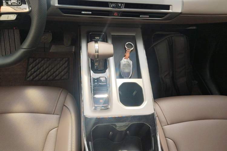 Used GAC Trumpchi GS4 2024 MAX 1.5T Flagship Edition Gear Lever