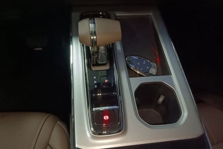 Used GAC Trumpchi GS4 2024 MAX 1.5T Flagship Edition Gear Lever