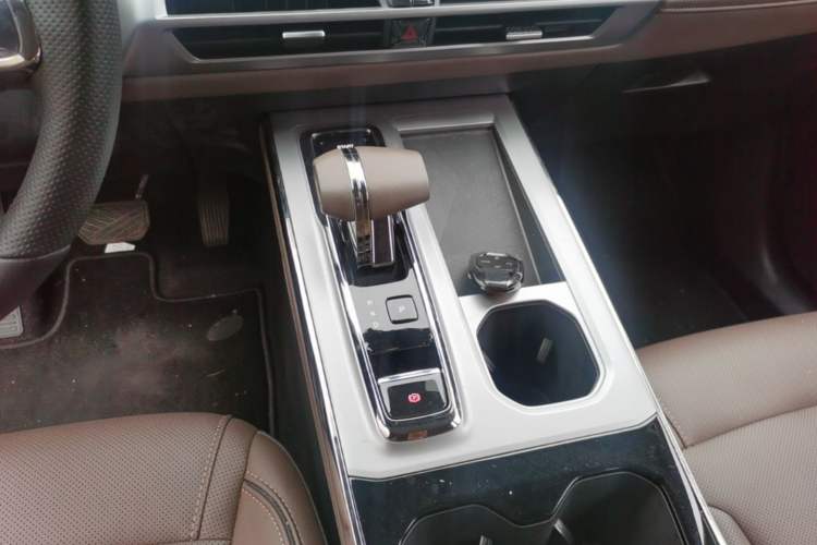 Used GAC Trumpchi GS4 2024 MAX 1.5T Flagship Edition Gear Lever