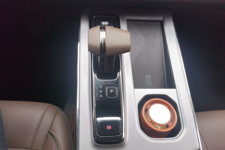 Used GAC Trumpchi GS4 2024 MAX 1.5T Flagship Edition Gear Lever
