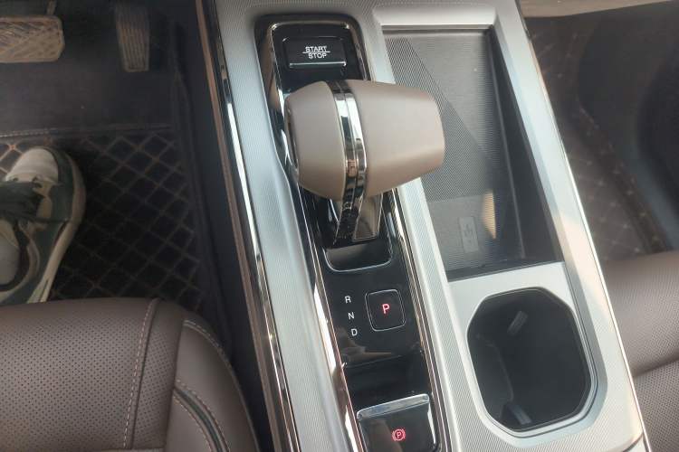 Used GAC Trumpchi GS4 2024 MAX 1.5T Flagship Edition Gear Lever