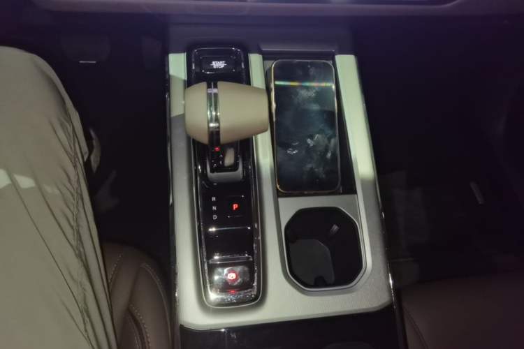 Used GAC Trumpchi GS4 2024 MAX 1.5T Flagship Edition Gear Lever