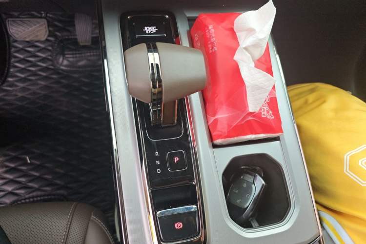 Used GAC Trumpchi GS4 2024 MAX 1.5T Flagship Edition Gear Lever