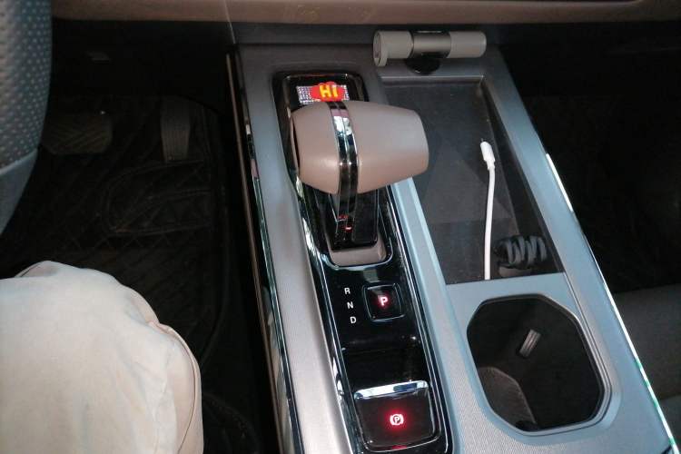 Used GAC Trumpchi GS4 2024 MAX 1.5T Flagship Edition Gear Lever