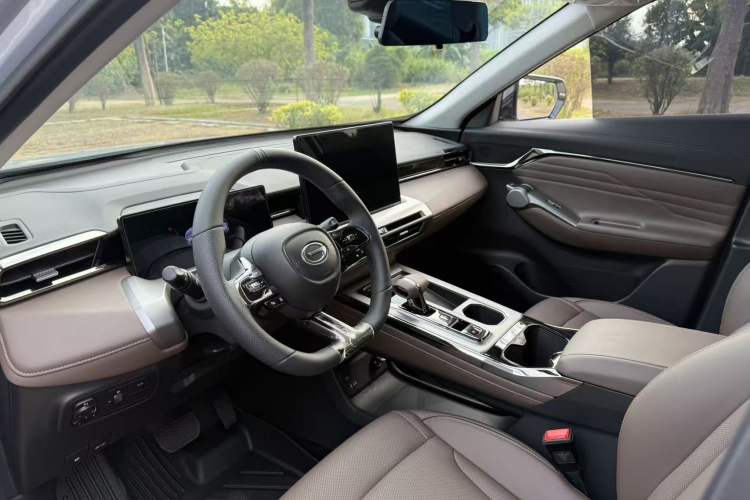 Used GAC Trumpchi GS4 2024 MAX 1.5T Flagship Edition Interior 4
