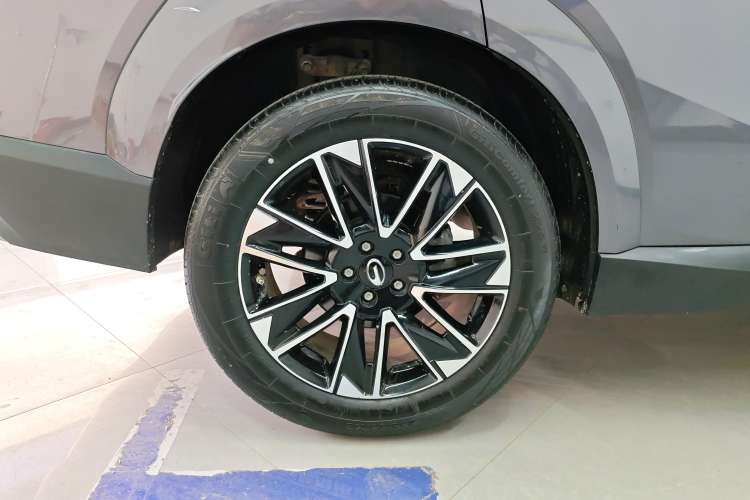 Used GAC Trumpchi GS4 2024 MAX 1.5T Flagship Edition Left Front Wheel Hub