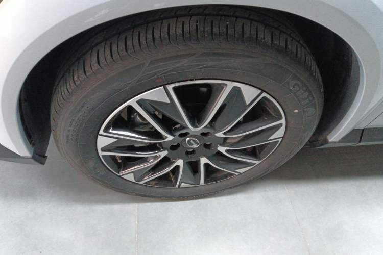 Used GAC Trumpchi GS4 2024 MAX 1.5T Flagship Edition Left Front Wheel Hub