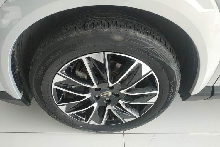 Used GAC Trumpchi GS4 2024 MAX 1.5T Flagship Edition Left Front Wheel Hub